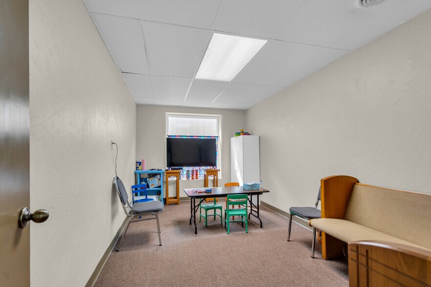 More Photos Of 727 4th St, Healdton Religious Facility For Sale