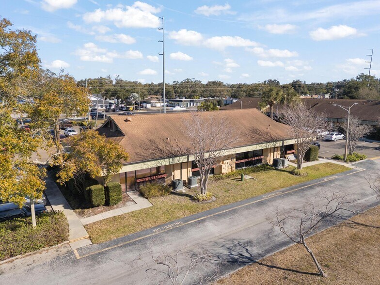 More Photos Of 2339 Sunset Point Rd, Clearwater Medical For Lease