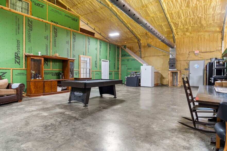More Photos Of 17644 Highway 37, Garfield Warehouse For Sale
