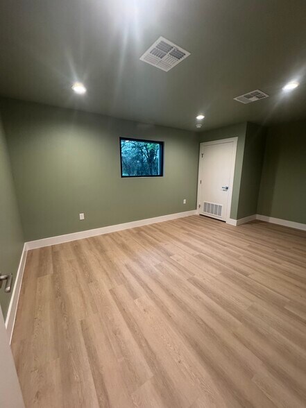 More Photos Of 626 FM 1863, New Braunfels Healthcare For Lease