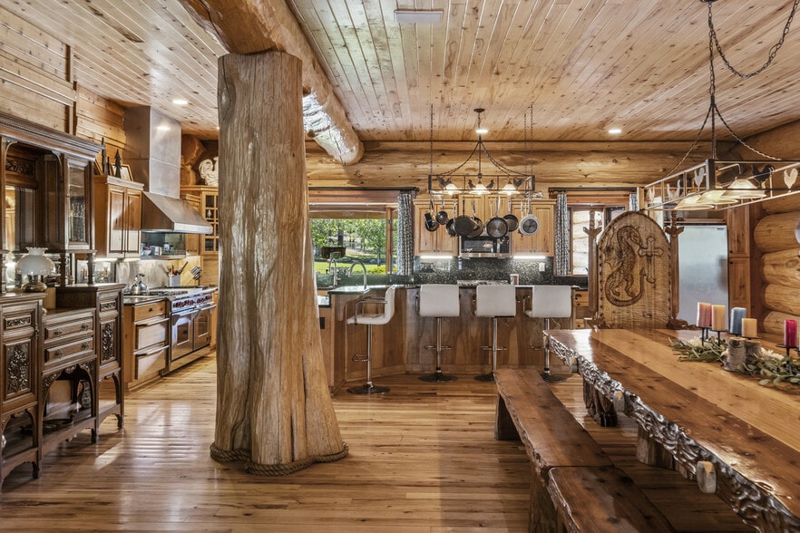 More Photos Of 1613 Black Canyon Rd, Heber Lodge Meeting Hall For Sale