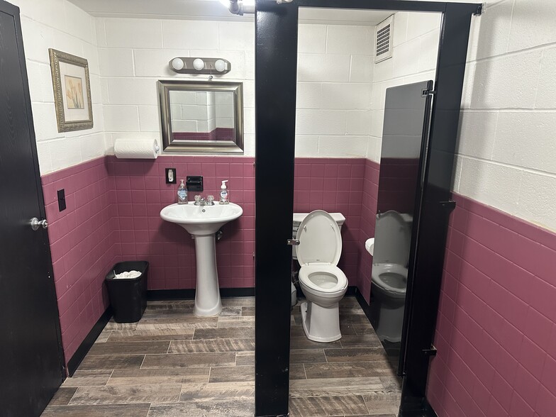 More Photos Of 955 Millstead Way, Rochester Manufacturing For Sale