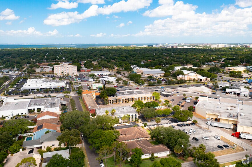 More Photos Of 3709 W Jetton Ave, Tampa Office For Lease