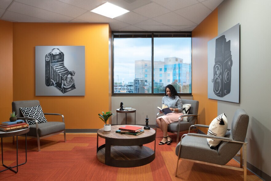 More Photos Of 7676 Hillmont St, Houston Office For Lease