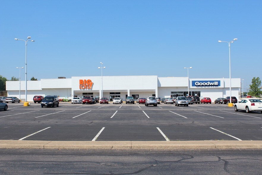 More Photos Of 8501-8533 Midlothian Tpke, Richmond Unknown For Lease