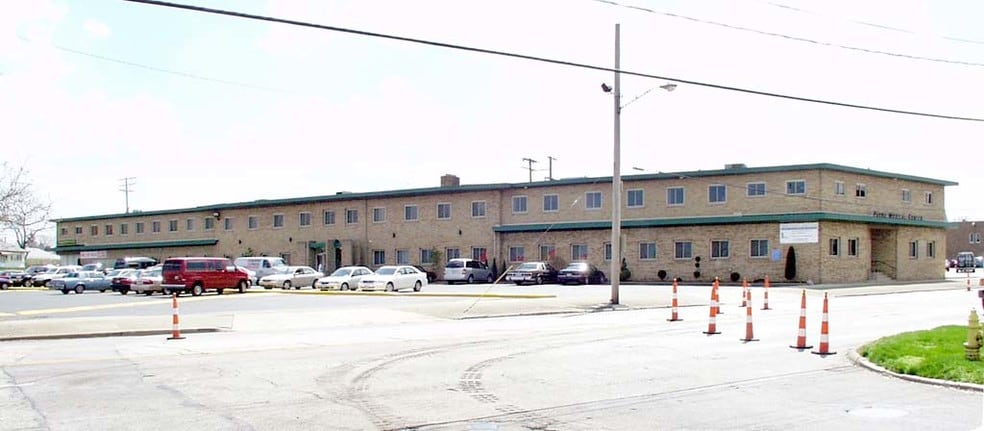 More Photos Of 5500 Ridge Rd, Parma Medical For Sale