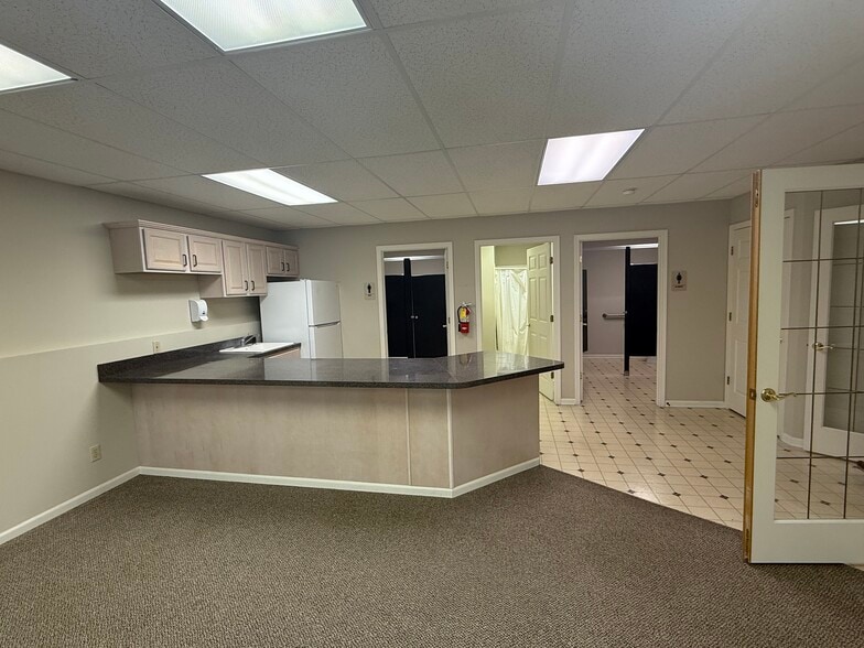 More Photos Of 53842 Generations Dr, South Bend Office For Lease