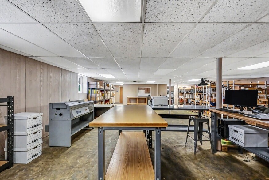 More Photos Of 15924 PA-407 Sr, Fleetville Office For Sale