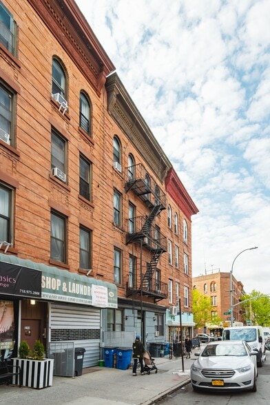 More Photos Of 750 Washington Ave, Brooklyn Apartments For Sale