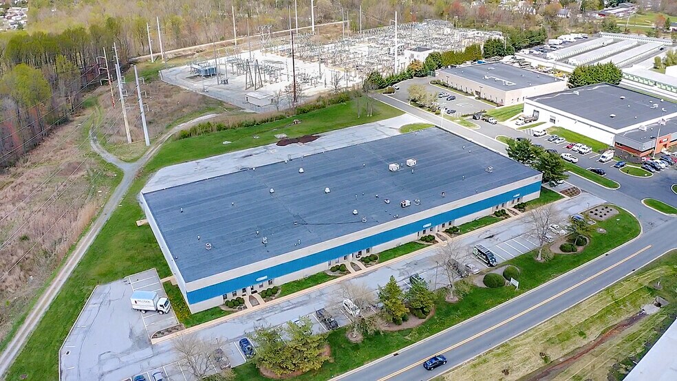 More Photos Of 201 Ruthar Dr, Newark Distribution For Lease