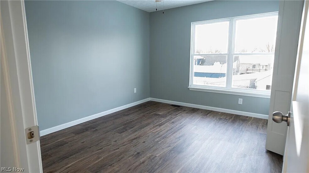 More Photos Of 161 High St, Elyria Apartments For Sale