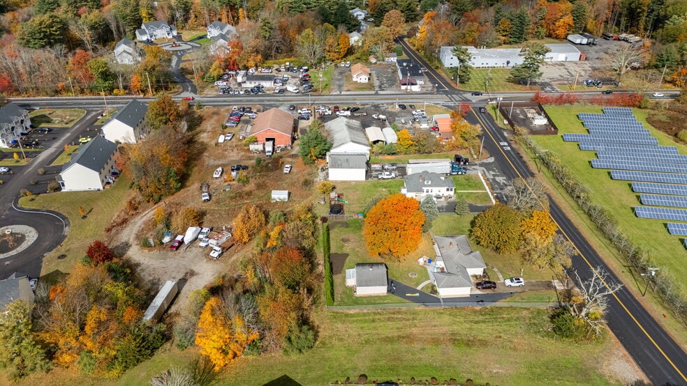 More Photos Of 634 Winthrop St, Taunton Flex For Sale