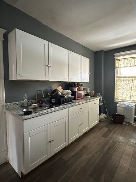 More Photos Of 250 Homestead Ave, Hartford Apartments For Sale