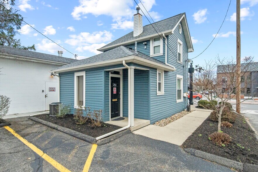 More Photos Of 7315 E Main St, Reynoldsburg Office For Sale