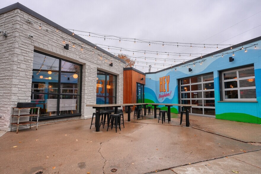 More Photos Of 557 North St, Madison Warehouse For Lease