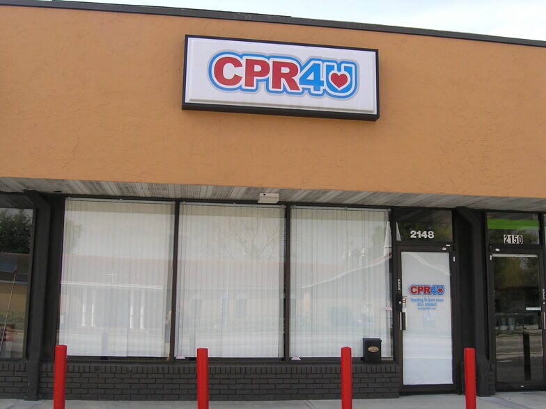 More Photos Of 2138-2150 W Busch Blvd, Tampa Storefront Retail Office For Lease