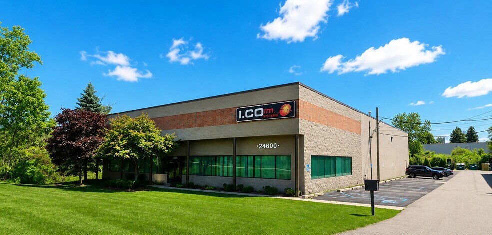 Primary Photo Of 24600 N Industrial Dr, Farmington Warehouse For Lease