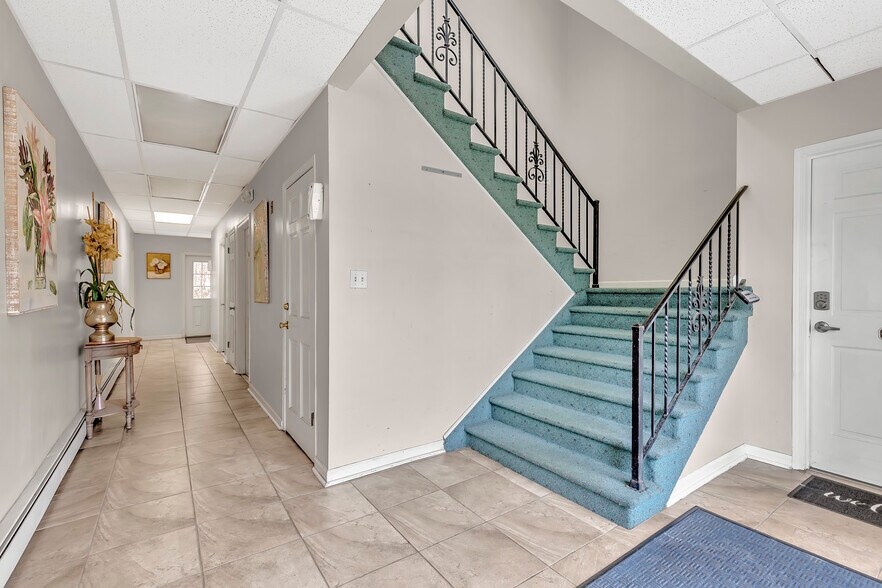 More Photos Of 540 Lacey Rd, Forked River Medical For Lease