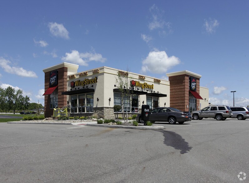 More Photos Of 4118 State Route 43, Kent Fast Food For Lease