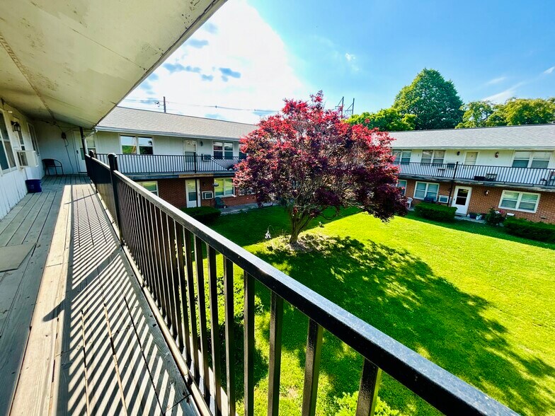 More Photos Of 207 S Main St, Louisiana Apartments For Sale