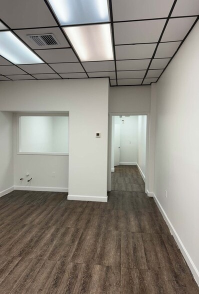 More Photos Of 1500-1506 Alton Rd, Miami Beach Storefront Retail Residential For Lease