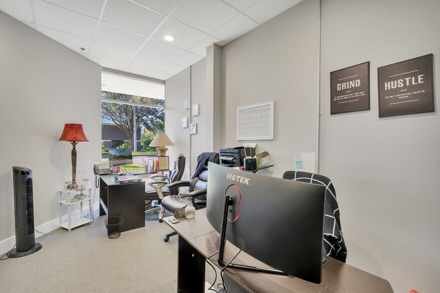 More Photos Of 350 E Crown Point Rd, Winter Garden Light Distribution For Sale