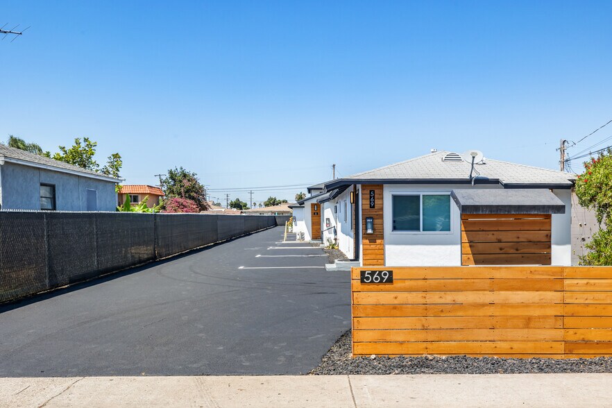 More Photos Of 569 Park Way, Chula Vista Apartments For Sale
