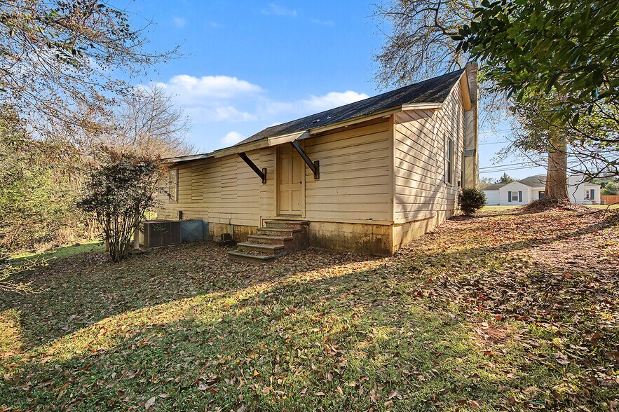 More Photos Of 12837 Magnolia St, Blakely Office For Sale