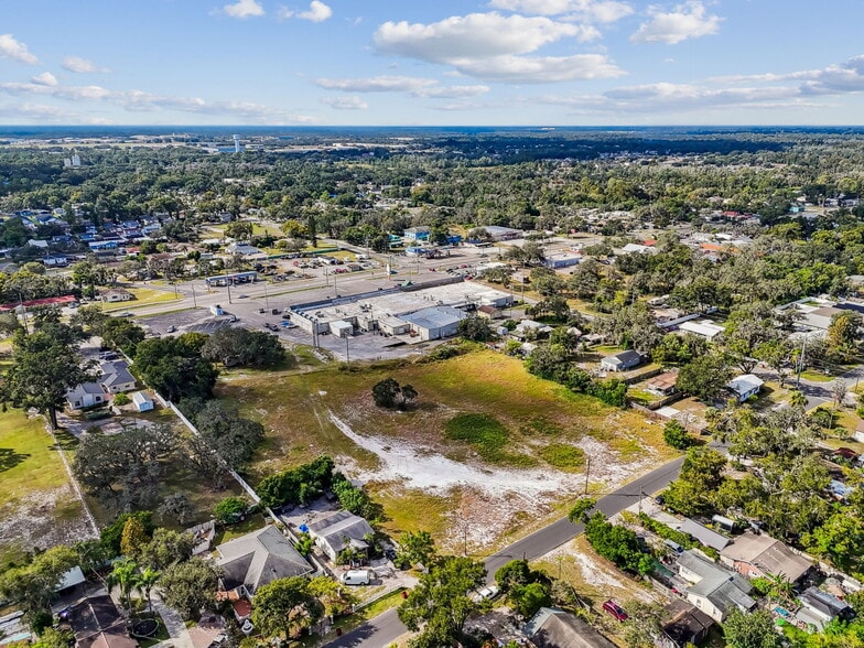 More Photos Of 3402 W Baker St, Plant City Supermarket For Sale