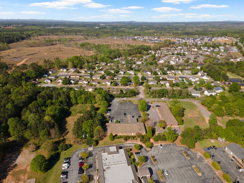 More Photos Of 480 Floyd Rd, Spartanburg Medical For Lease