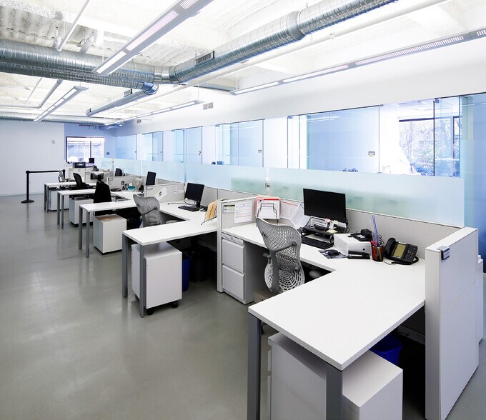 More Photos Of 777 W Putnam Ave, Greenwich Office For Lease