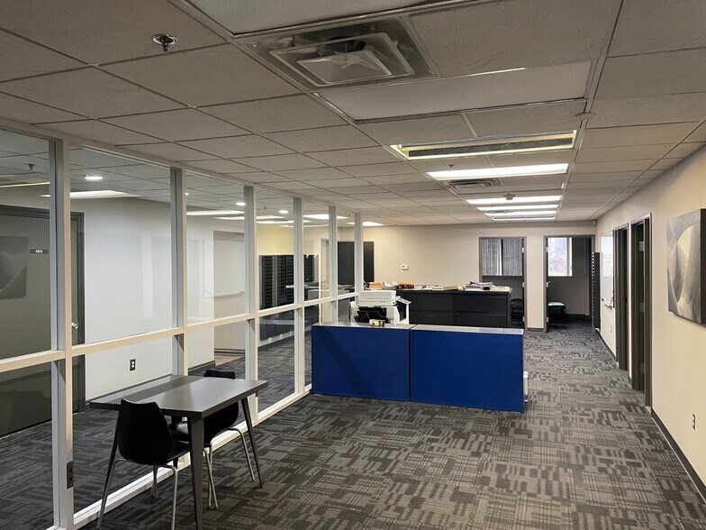 More Photos Of 16600 E 13 Mile Rd, Roseville Warehouse For Sale