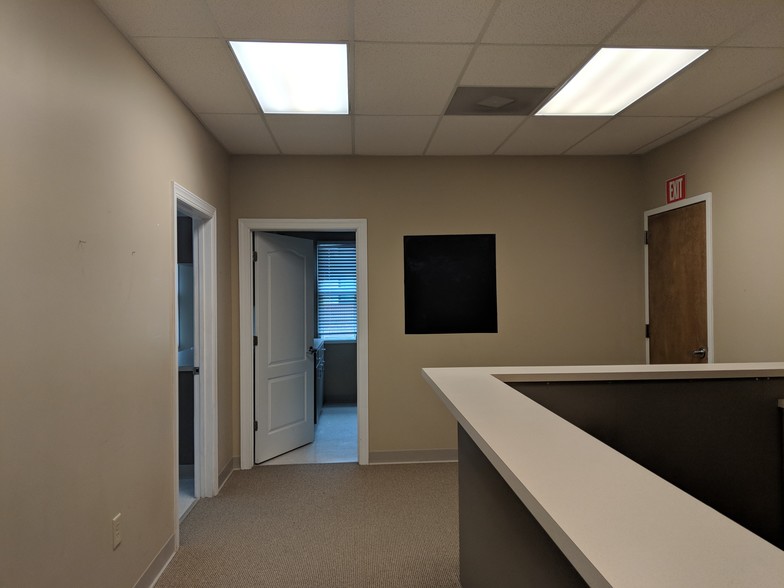 More Photos Of 10210 Hickorywood Hill Ave, Huntersville Medical For Sale