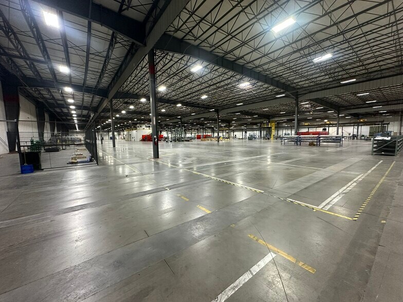 More Photos Of 100 Morgan Olson Way, Ringgold Manufacturing For Lease