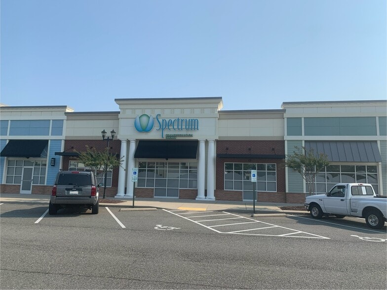 More Photos Of 221 Stonebridge Plaza Ave, North Chesterfield Medical For Sale