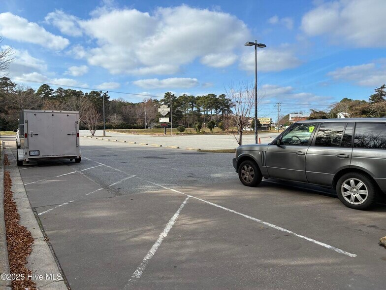 More Photos Of 8739 Caratoke Hwy, Harbinger General Retail For Sale