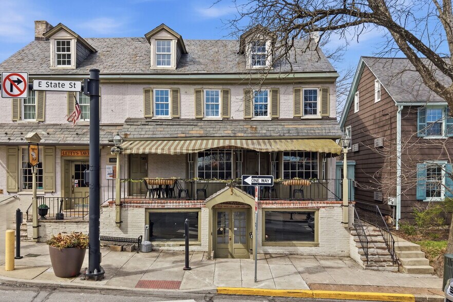 More Photos Of 201 E State St, Kennett Square Storefront For Lease