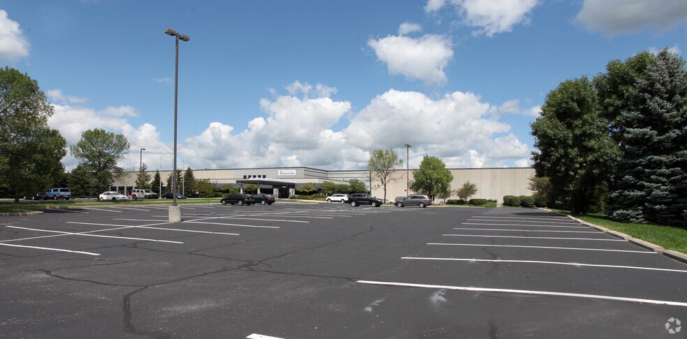 More Photos Of 910 E 169th St, Westfield Distribution For Lease