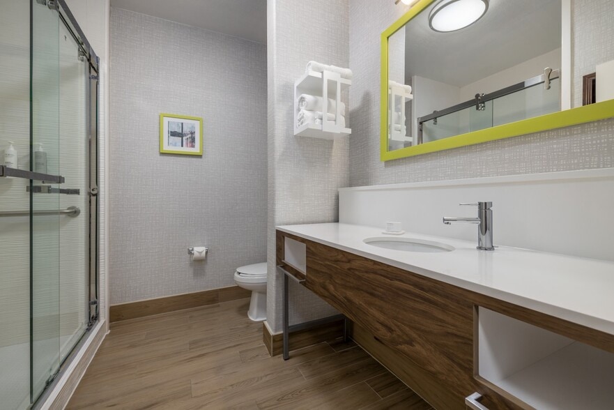 More Photos Of 6431 Central City Blvd, Galveston Hotel For Sale