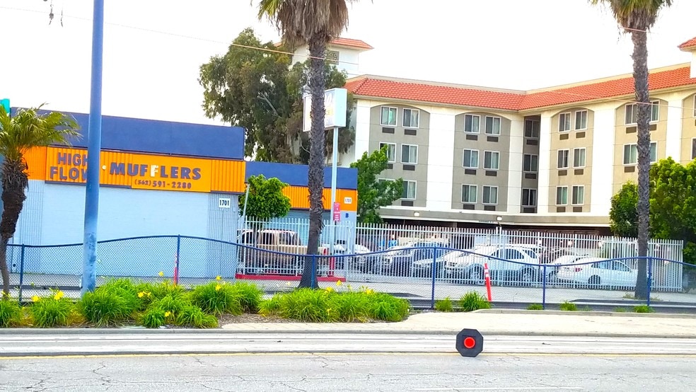 More Photos Of 1701 Long Beach Blvd, Long Beach Auto Repair For Sale