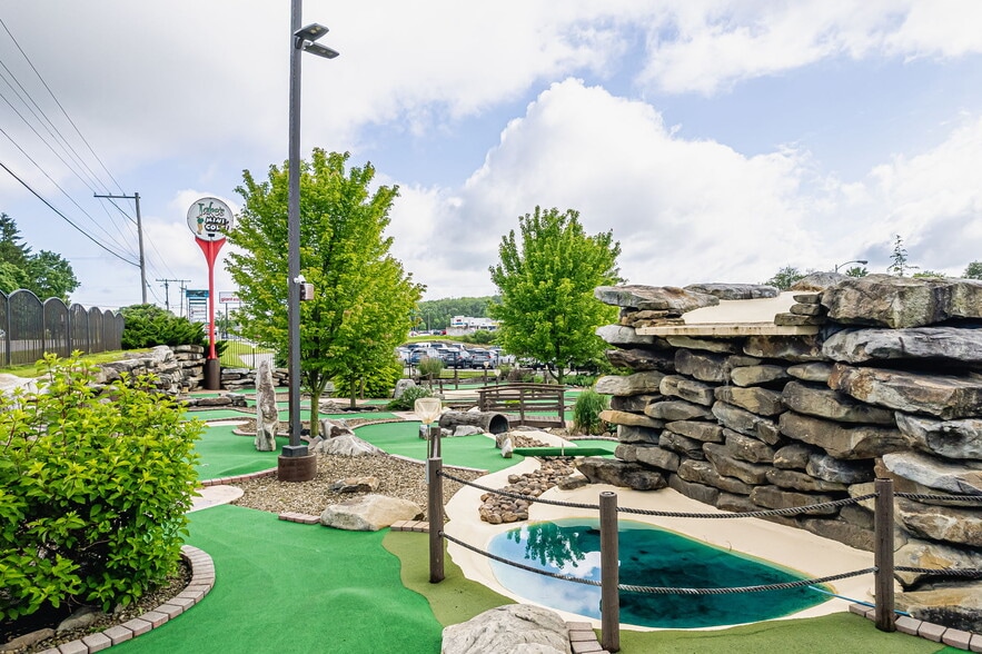 More Photos Of 1548-1554 N Center Ave, Somerset Land For Lease