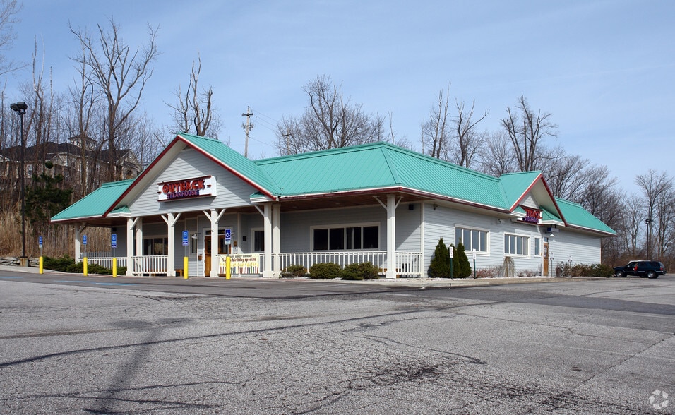 Primary Photo Of 110 Montrose West Ave, Akron Restaurant For Lease