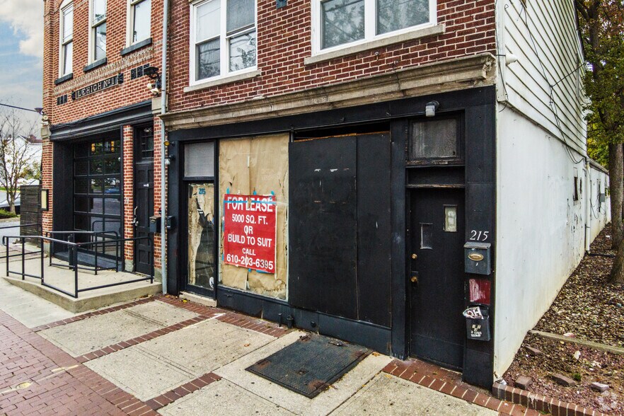 More Photos Of 217 Broadway, Bethlehem Restaurant For Lease