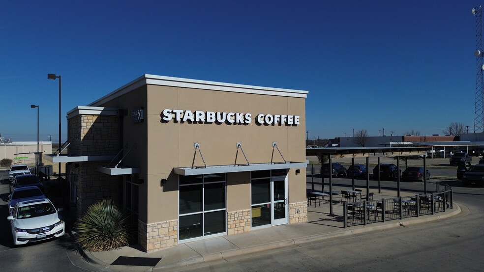 Primary Photo Of 2626 Enterprise Dr, Abilene Fast Food For Sale