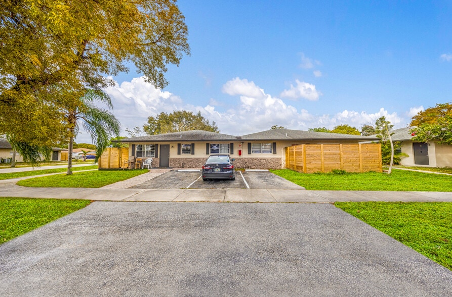 More Photos Of 3111 NW 3rd Ave, Pompano Beach Apartments For Sale
