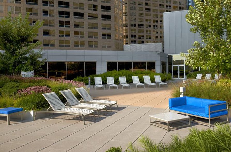 More Photos Of 555 W Madison St, Chicago Apartments For Lease