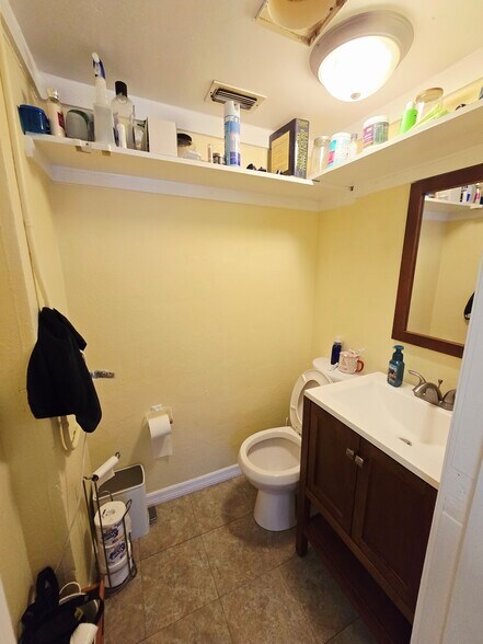 More Photos Of 4435 Curry Ford Rd, Orlando Medical For Sale