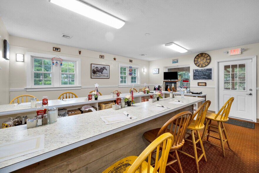 More Photos Of 678 Colonel Ledyard Hwy, Ledyard Storefront Retail Residential For Sale