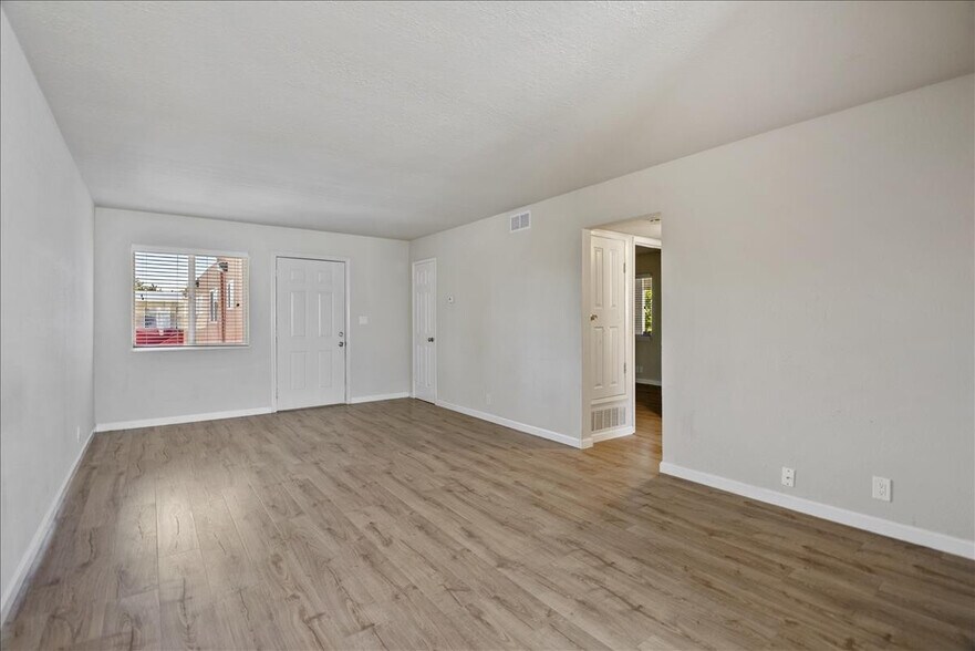 More Photos Of 925 Pomeroy Ave, Santa Clara Apartments For Sale