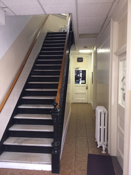 More Photos Of 27 N Broadway, Tarrytown Medical For Lease